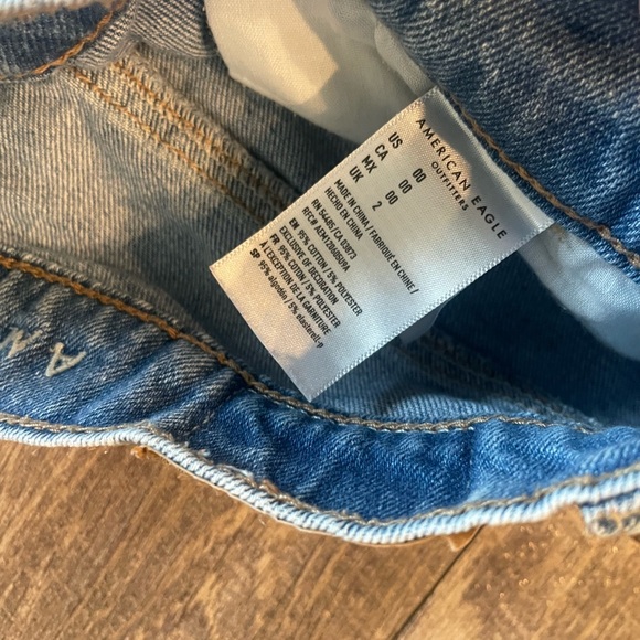 Women’s American Eagle Shorts Size 00 - Picture 2 of 4